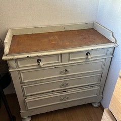 アンティークチェスト