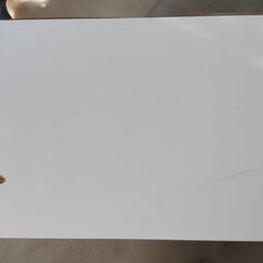 【無料「お譲りします」】☆カラーボックス☆2段☆A4サイズ☆木製ラック☆本/飾り棚☆収納家具☆ホワイト☆中古☆やや破損・使用感ありの画像