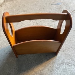 スリッパ入れ　新聞入れ　マガジンラック