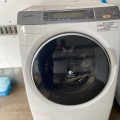 福岡市内配送設置無料　パナソニック Panasonic NA-VX7200L-W [ななめ型ドラム式洗濯乾燥機（9.0kg） 左開き・クリスタルホワイト]