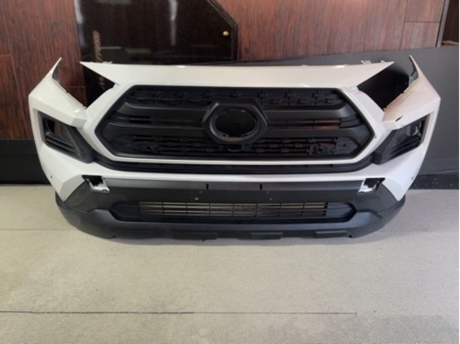 トヨタ　RAV4 アドベンチャー オフロードパッケージ2 フロントバンパー グリルその他付き