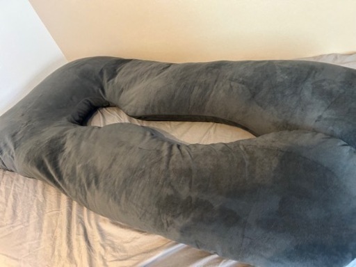 ハグモッチ　抱き枕　クッション