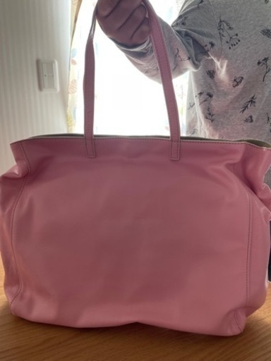 新品　キソラ　ピンク色のトートバッグ　
