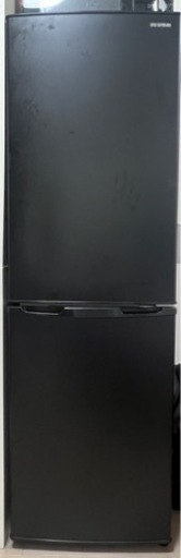 冷蔵庫(アイリスオーヤマ、2022年製)