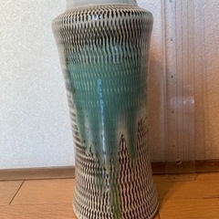 花瓶B