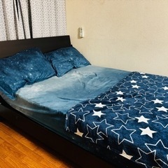 セミダブルベッドの画像