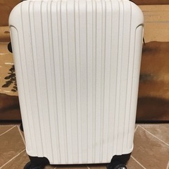 キャリーケースSサイズ