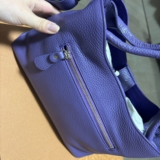 【未使用・美品】イタリアンレザーの2WAYバッグ(紫)