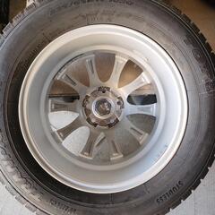 【引取で5000円引き】TOYOトランパスtx スタッドレスタイヤ4本の画像