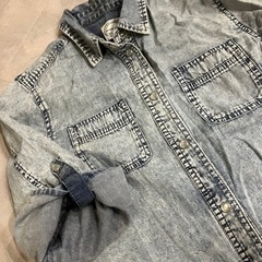 【中古美品】🉐条件付き半額❣️Recette A’la mode （ﾙｾｯﾄｱﾗﾓｰﾄﾞ）/デニムシャツ/キッズＭサイズの画像