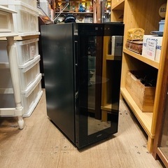 【売約済み】【武蔵小山店】 2022年製　ルフィエール ワインセラー 40L 12本収納 日本メーカー製　ペルチェ使用 LW-S12 12本　検　ワインクーラー　ワイン　収納　保存　保管　ペルチェ式　取説　取扱説明書　付き