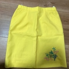 ゴルフウェア　スカート　の画像