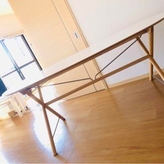 ダイニングテーブルセット4脚の画像