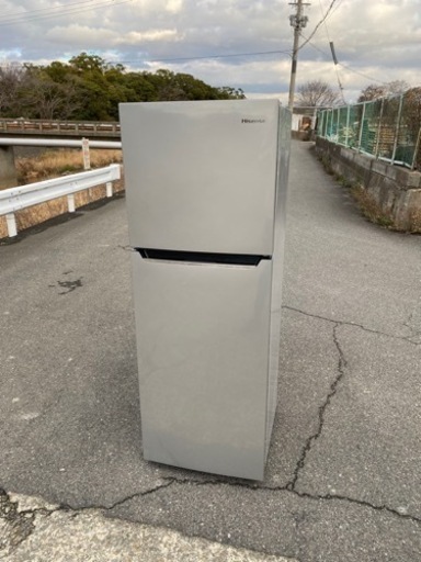 ‍♀️☘️大阪市から阪南市まで配達設置無料‍♀️ハイセンス冷蔵庫227L保証有り