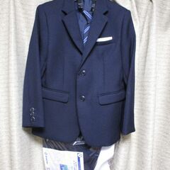 子供用フォーマルスーツ（１３０Bサイズ）