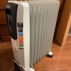 デロンギ　オイルヒーター（13畳用）