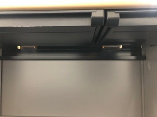 GP117000 オフィステーブル　浅めの引き出しあり　残2