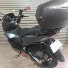 美車！不具合なし！ホンダ　PCX160 KF47 令和5年式！ETC USB電源 スマートキー2つ　低走行3400キロ！自賠責保険8年2月！の画像