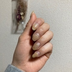 ネイルの練習台になります😊
