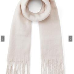 【新品未使用】GRL 起毛フェイクウールフリンジボリュームマフラーの画像