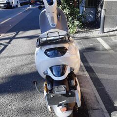 電動スクーター中古品質　電動原付　ジーム　充電器説明書付きの画像