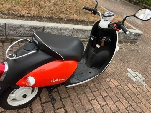 E-Vino 電動バイク　中古　イービーノ　ヤマハ　原付 電動スクーター　福岡市内　自賠責令和6年9月まで　予備バッテリー付き　ワンオーナー
