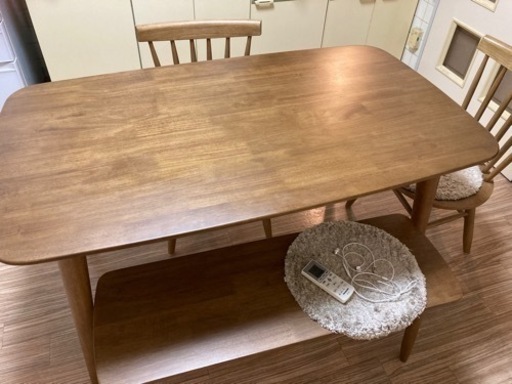 ニトリダイニングテーブル4点セット