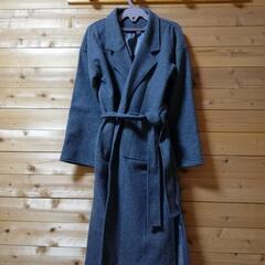 新品ロングコート