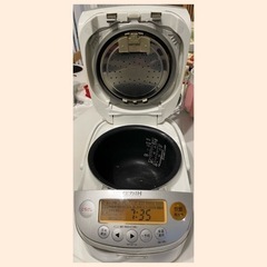象印の炊飯器の画像
