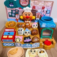 アンパンマン　ジャムおじさんのやきたてパン工場