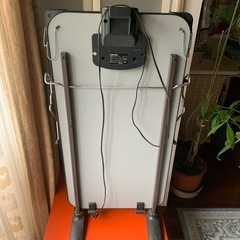 【値下】08年製 東芝ズボンプレッサーの画像