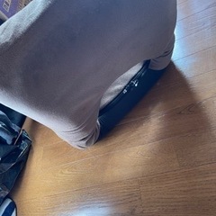 座椅子　茶色の画像