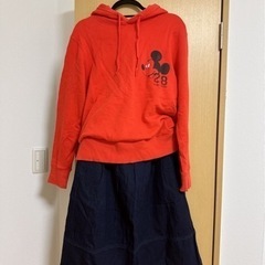 ユニクロ　スウェットシャツ　デニムスカート　2点セット
