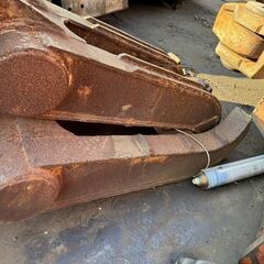 オカダアイヨン製 ASG110R 0.45用旋回式フォークの画像