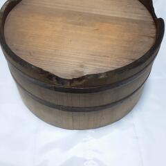 おひつ？　中古品　手応えないので処分致します。の画像