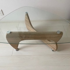 ガラスのセンターテーブル・コーヒーテーブルの画像