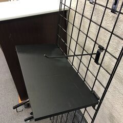 スチール製ディスプレー用ネットラックの画像