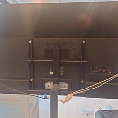 SHARP 4T-C55DQ1 BLACK ＋　EQUALSテレビスタンドの画像