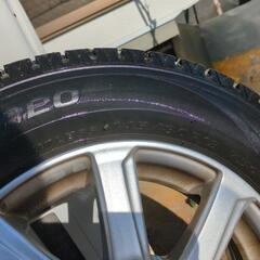 スタッドレスタイヤアルミホイール付の画像