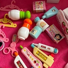 メルちゃんのいちご病院　クローゼット　まとめ売りの画像