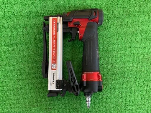 【完売商品】マキタ　高圧エアタッカ　AT1025HB【中古品】