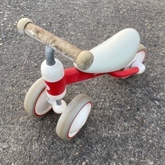【格安】三輪車　新品１万円前後　アイデス　ディーバイク　ミニ？
