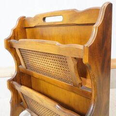 Karimoku(カリモク家具)のCOLONIAL(コロニアル)シリーズ マガジン