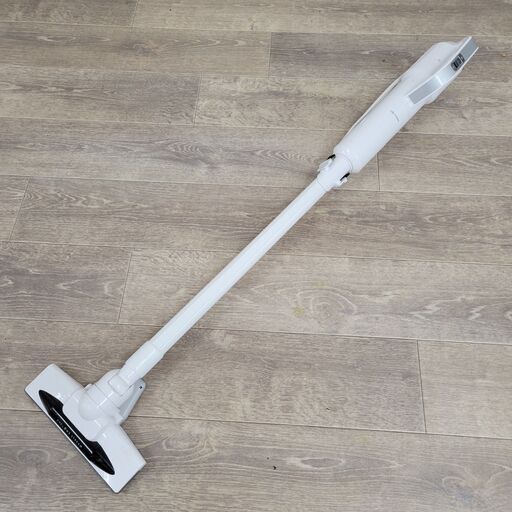 6/25 終 アイリスオーヤマ スティッククリーナー 2018年製 230x996x165 mm 重さ1.4kg 動作確認済 菊-