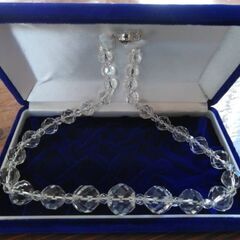 水晶ネックレス　新品未使用