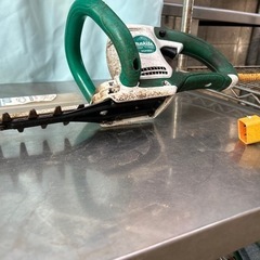 ヘッジトリマーの画像