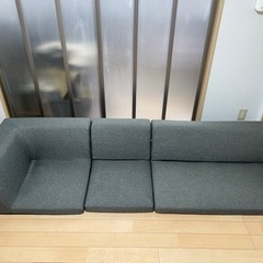 美品5000円に最終値下げ。締切2/10。最終値下げの理由は紹介...