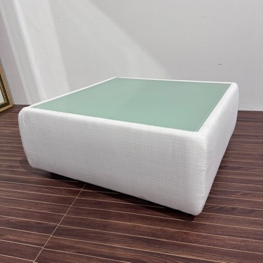 FLYMEe Noir FABIO GLASS LOW TABLE モデルルーム展示品