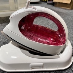 【2017年製】NI-CL309 Panasonic コードレス スチームアイロンの画像