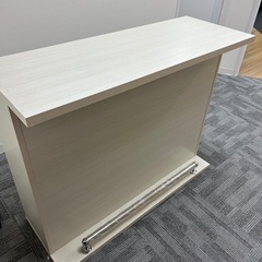 カウンターテーブル（収納つき）